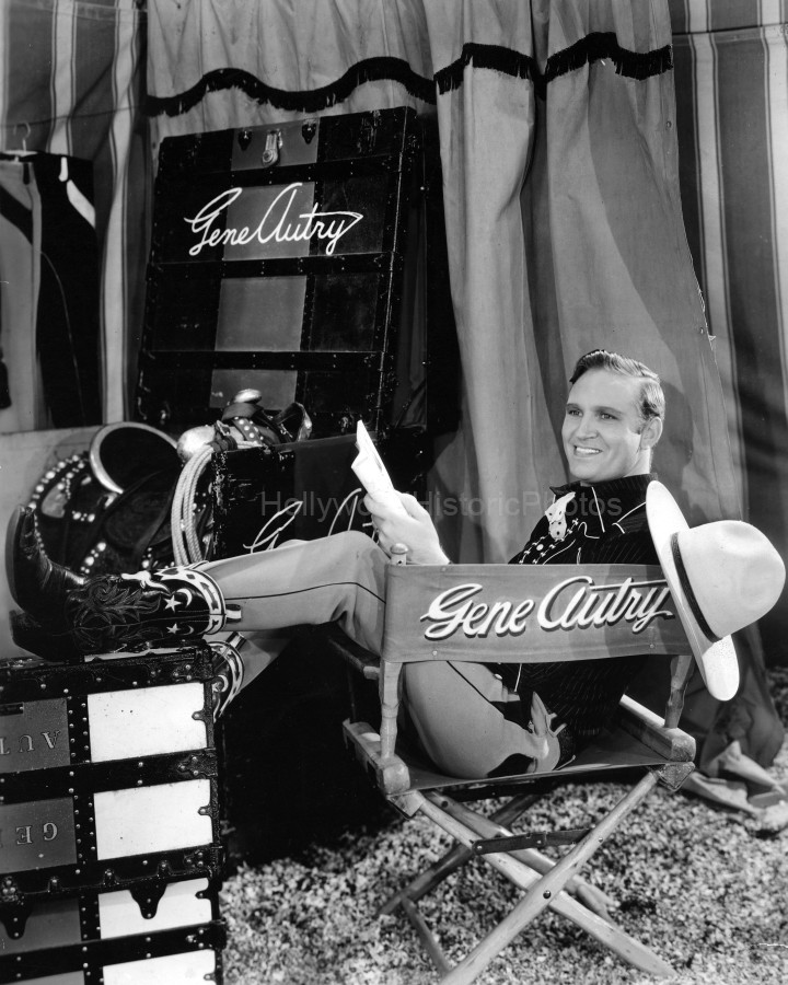 Gene Autry 1936.jpg